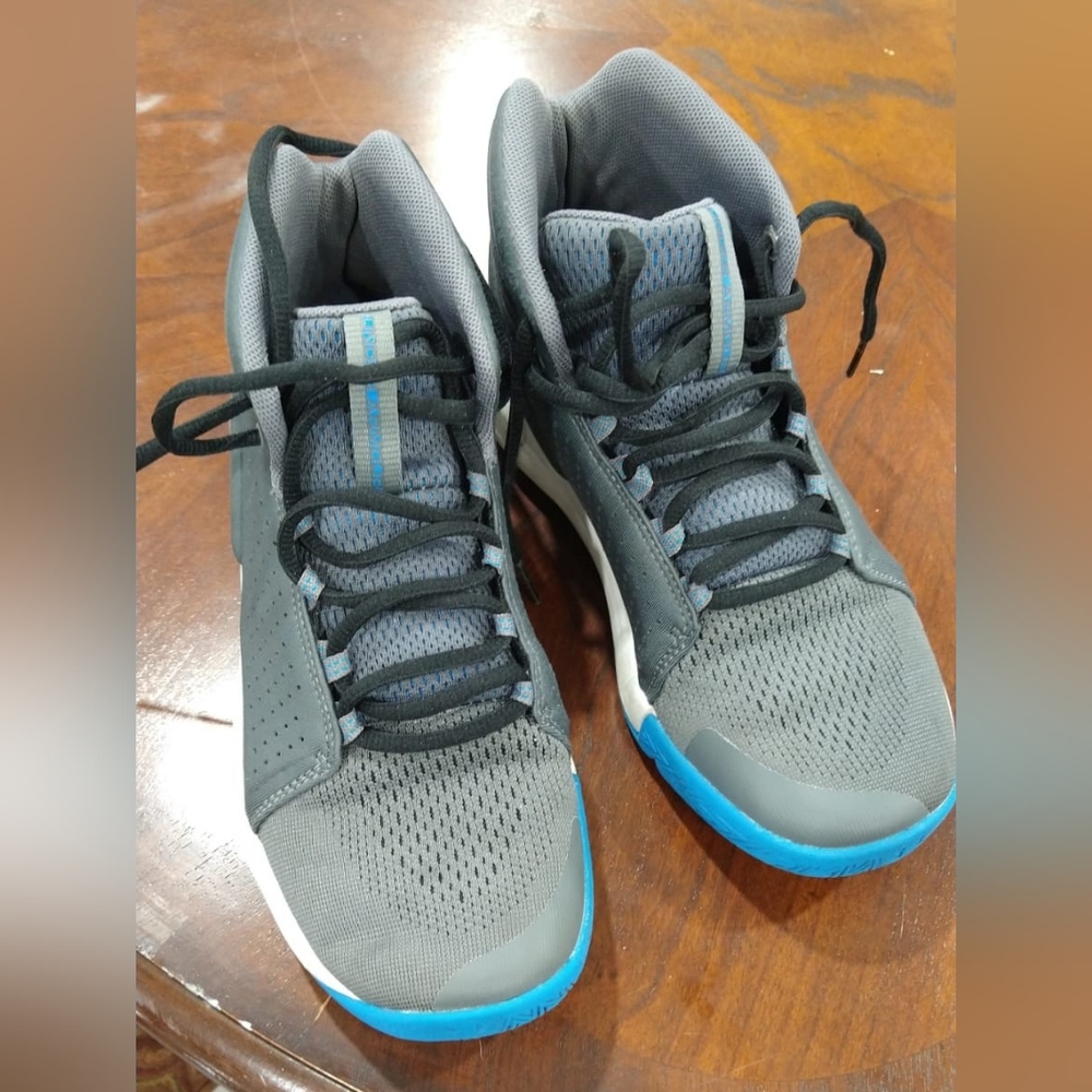 Under Armour sneakers size 5